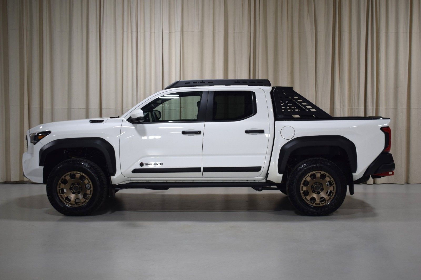 Thumbnail: 2024 Toyota Tacoma - 3