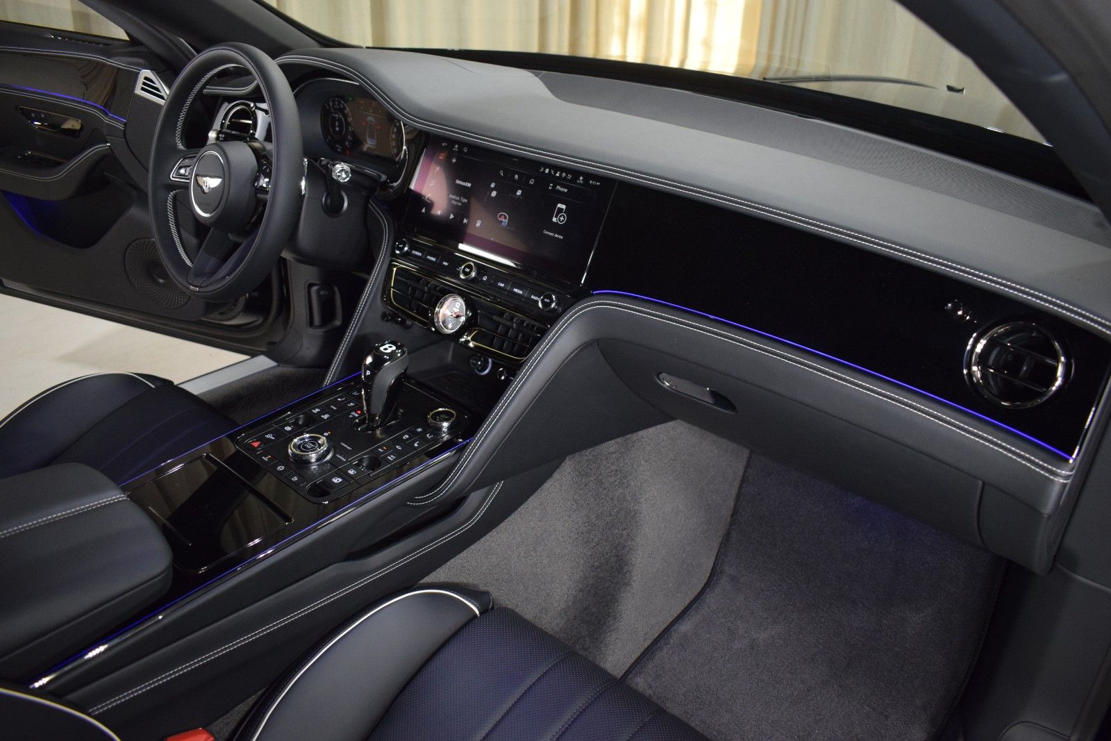 Thumbnail: 2026 Bentley Flying Spur - 25