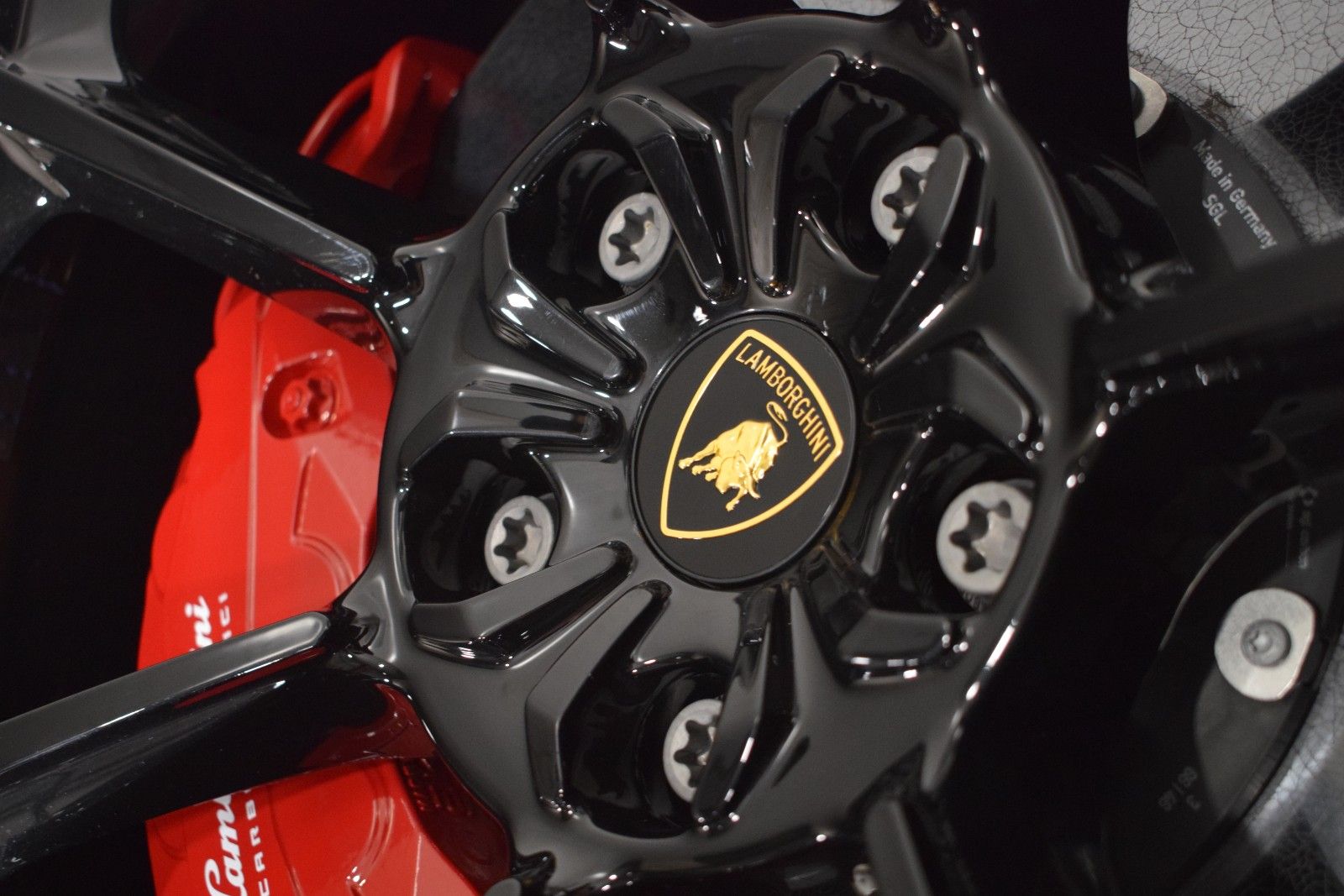 Thumbnail: 2024 Lamborghini Urus - 17