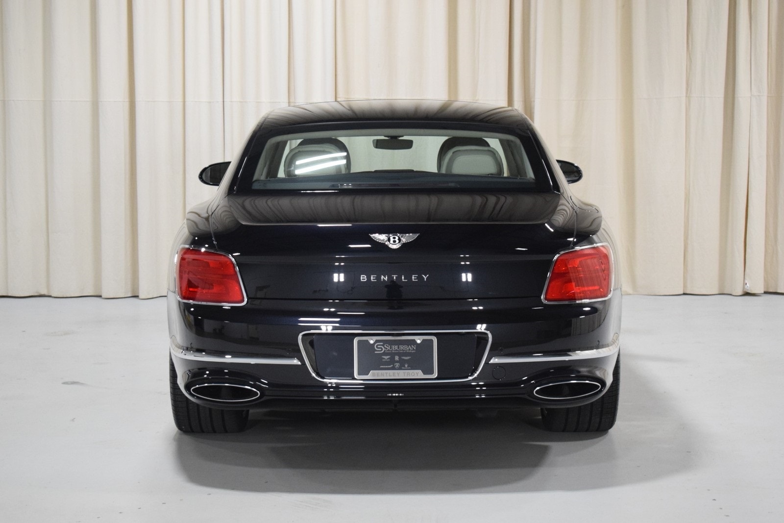 Thumbnail: 2020 Bentley Flying Spur - 12