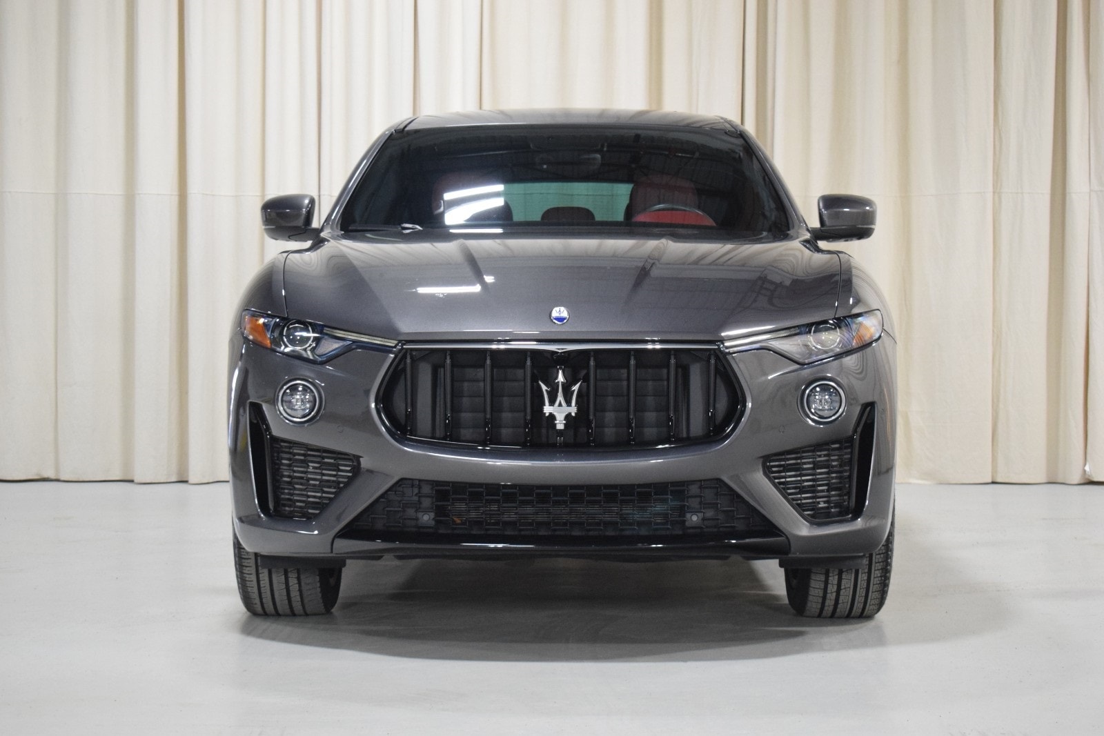 Thumbnail: 2022 Maserati Levante - 9