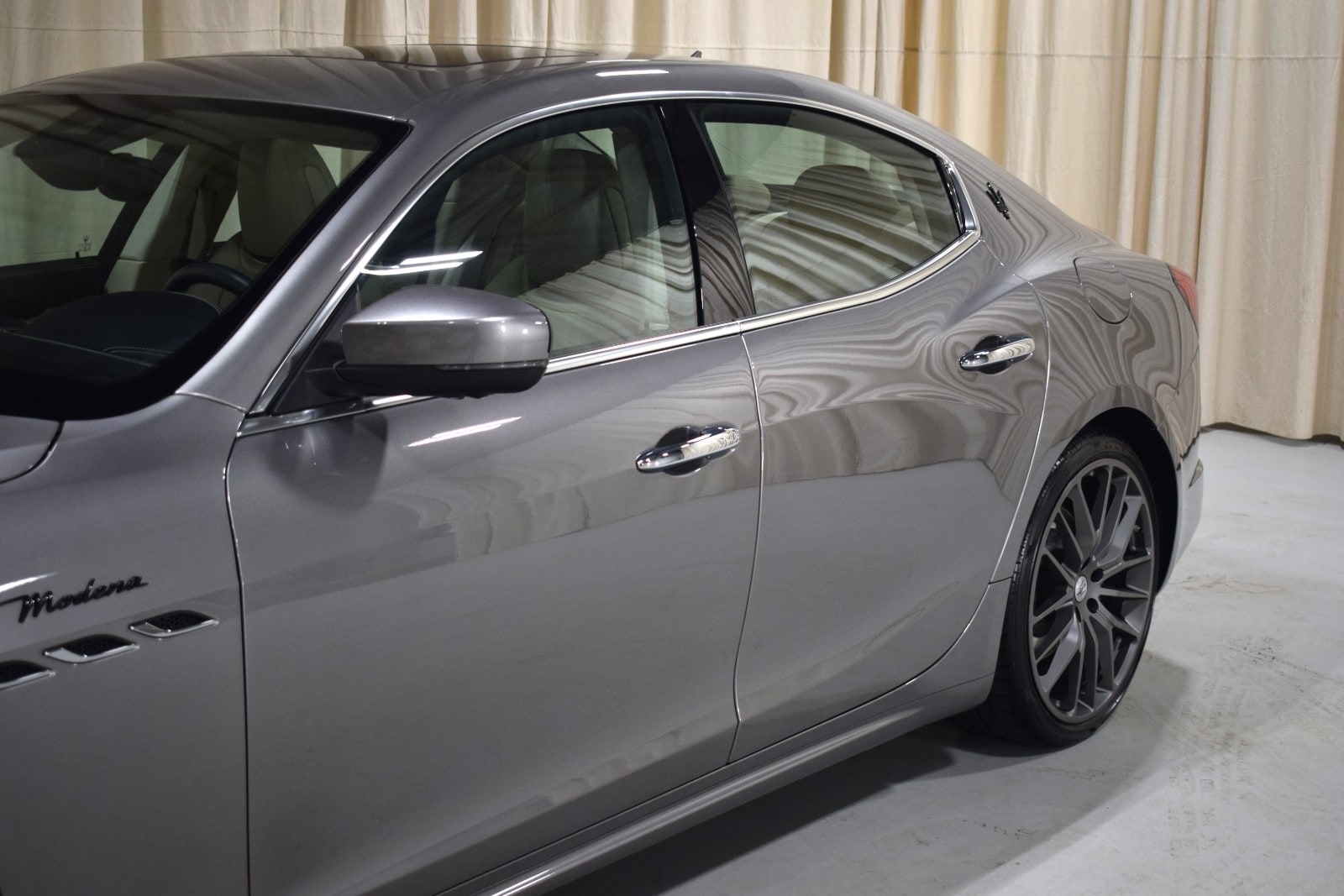 Certified 2022 Maserati Ghibli Modena with VIN ZAM57YTM9NX391884 for sale in Troy, MI