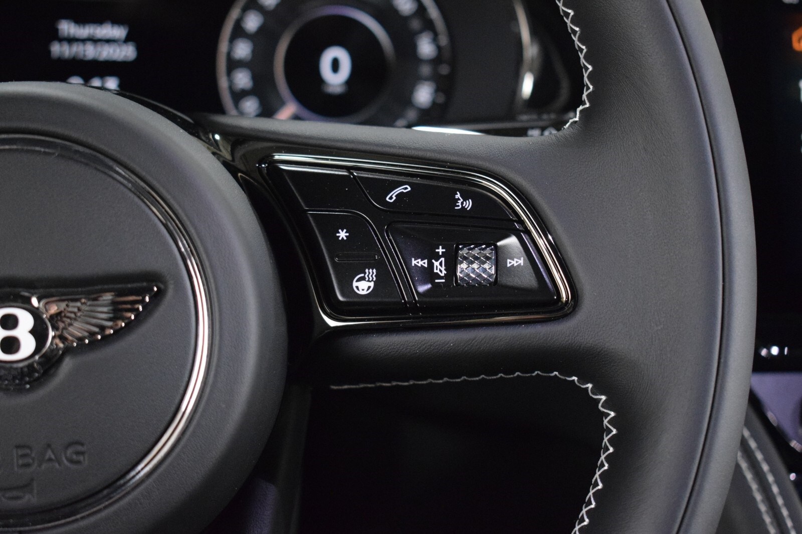 Thumbnail: 2026 Bentley Flying Spur - 28