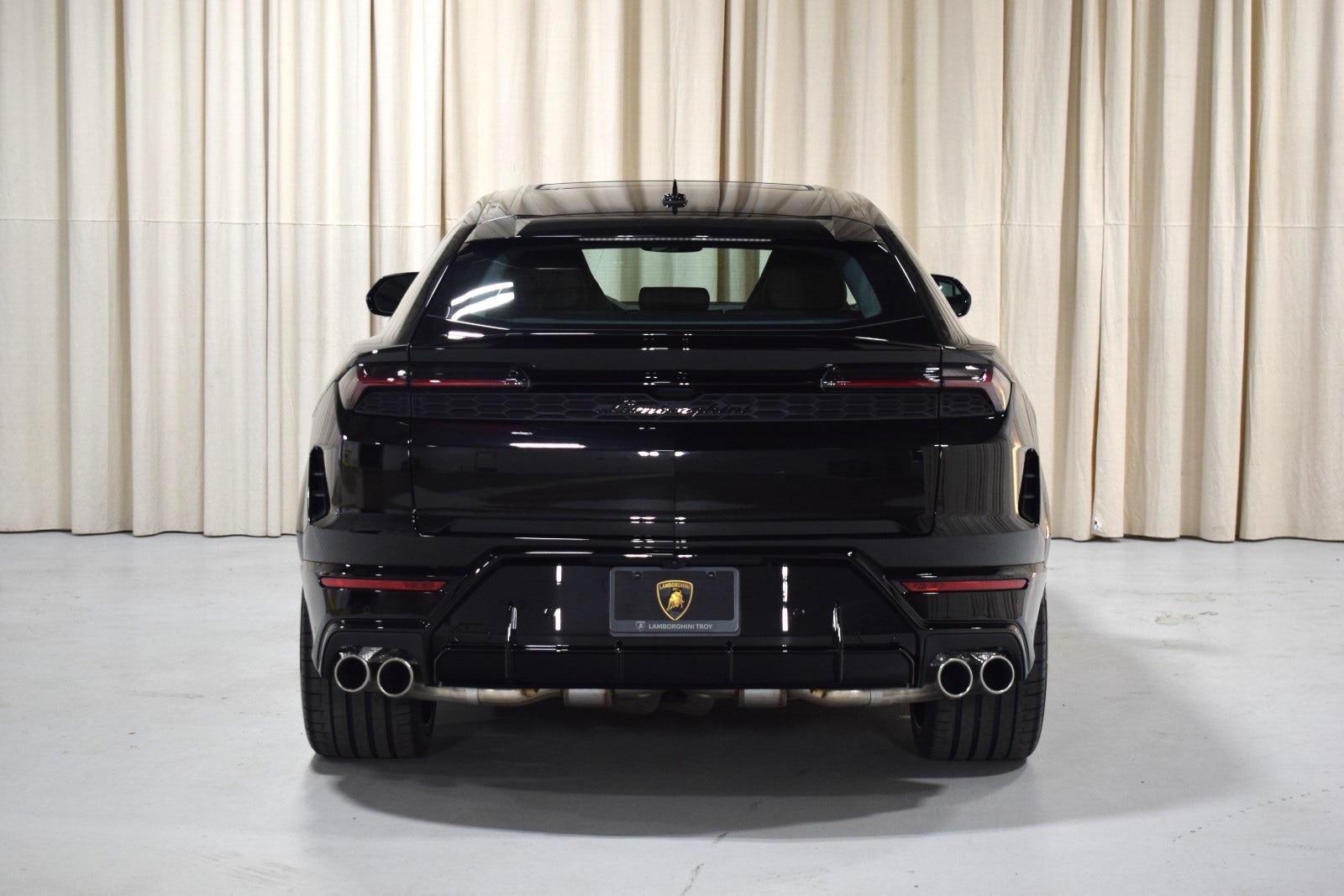 Thumbnail: 2025 Lamborghini Urus - 12