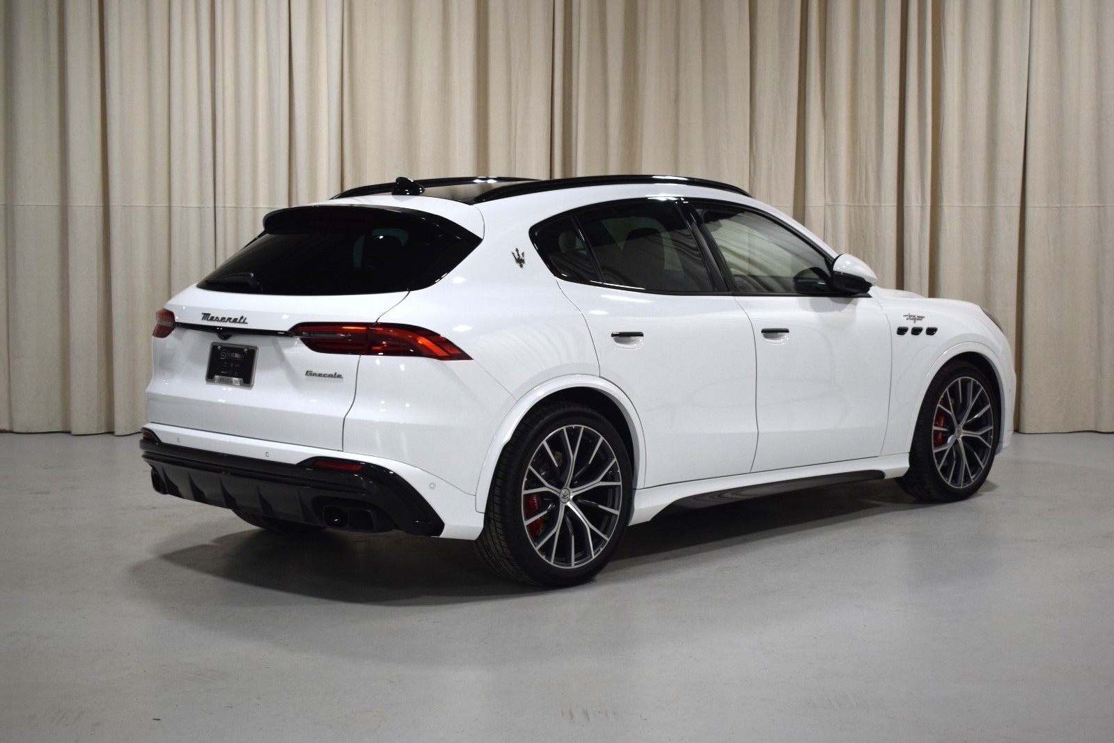 Thumbnail: 2024 Maserati Grecale - 9