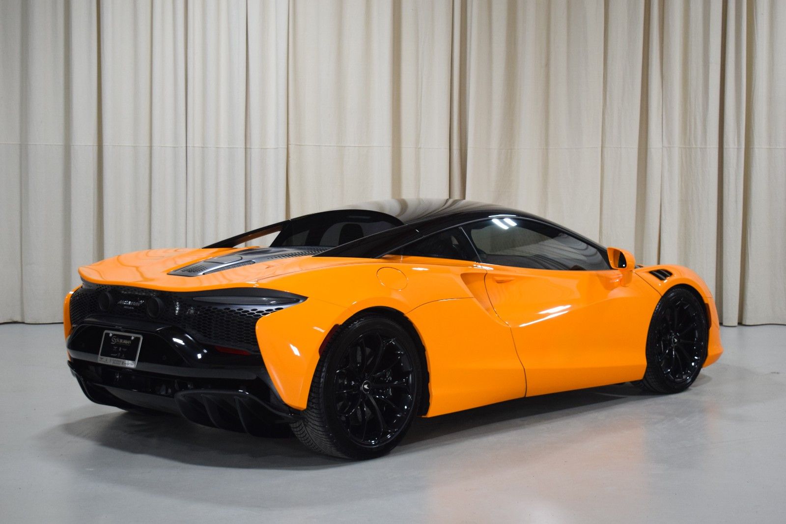 Thumbnail: 2024 Mclaren Artura - 9
