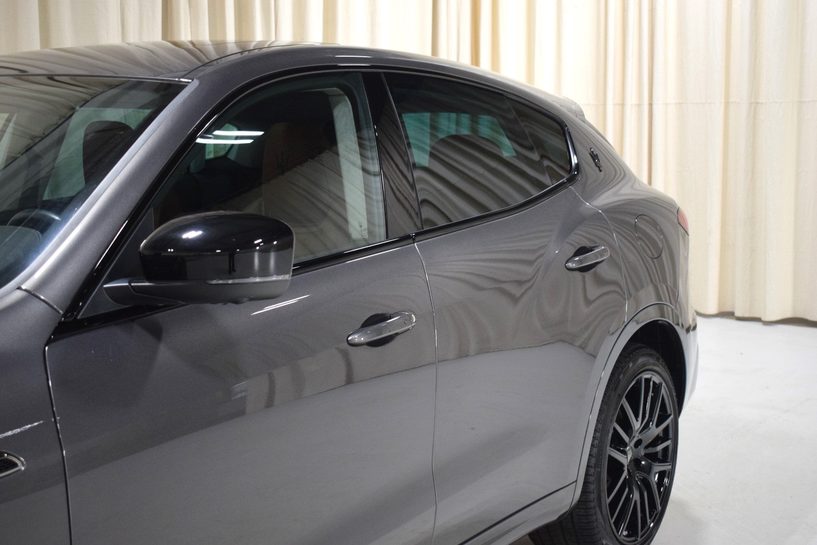 Thumbnail: 2022 Maserati Levante - 2