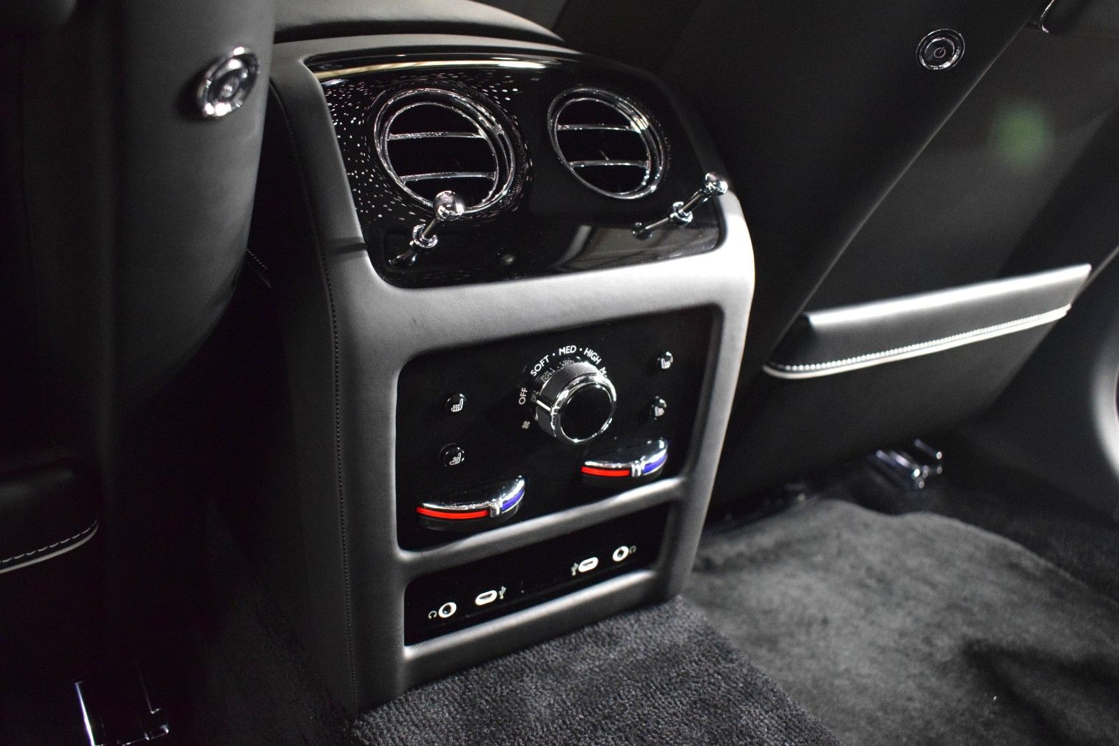 Thumbnail: 2026 Rolls-Royce Ghost - 21