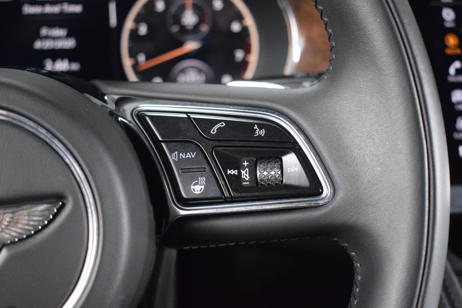 Thumbnail: 2023 Bentley Flying Spur - 26