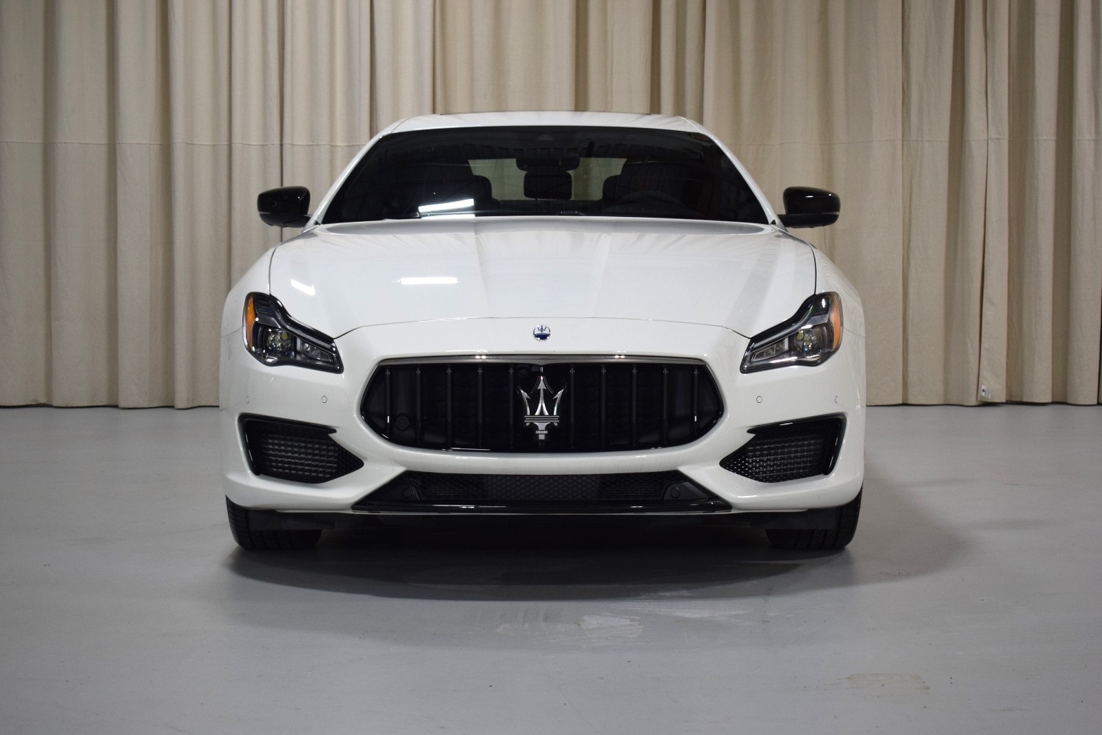 Thumbnail: 2024 Maserati Quattroporte - 8