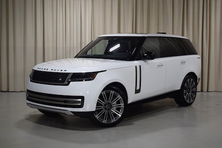 2023 Land Rover Range Rover SE SUV