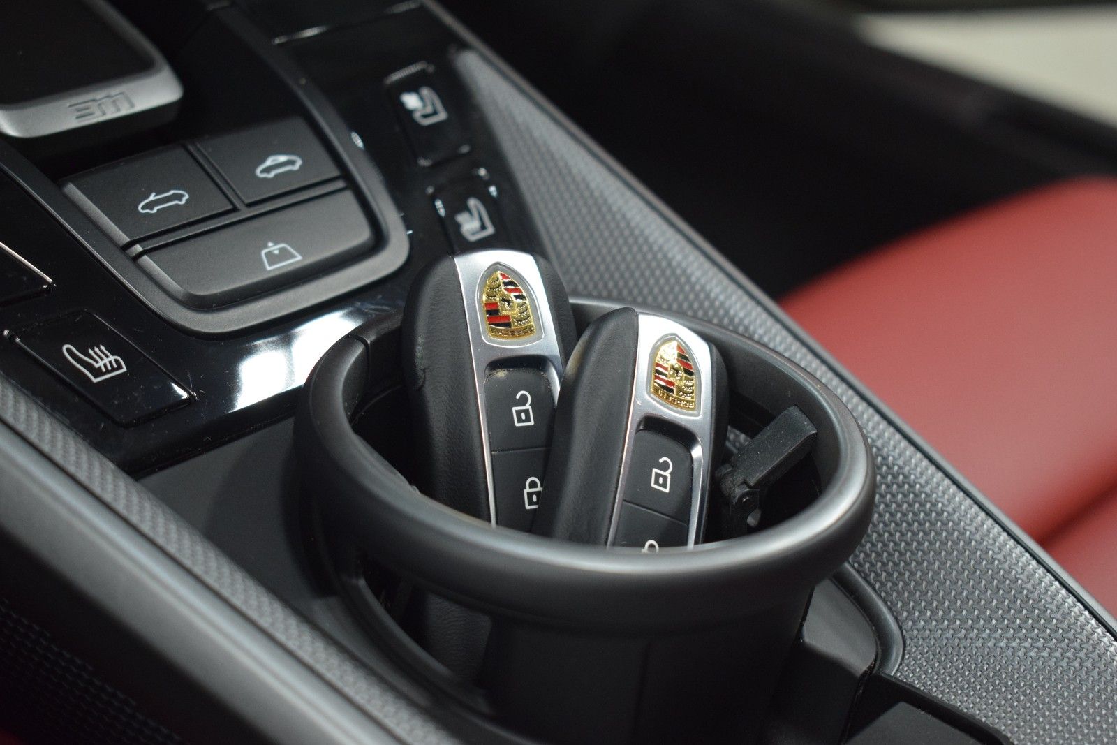 Thumbnail: 2024 Porsche 911 - 43