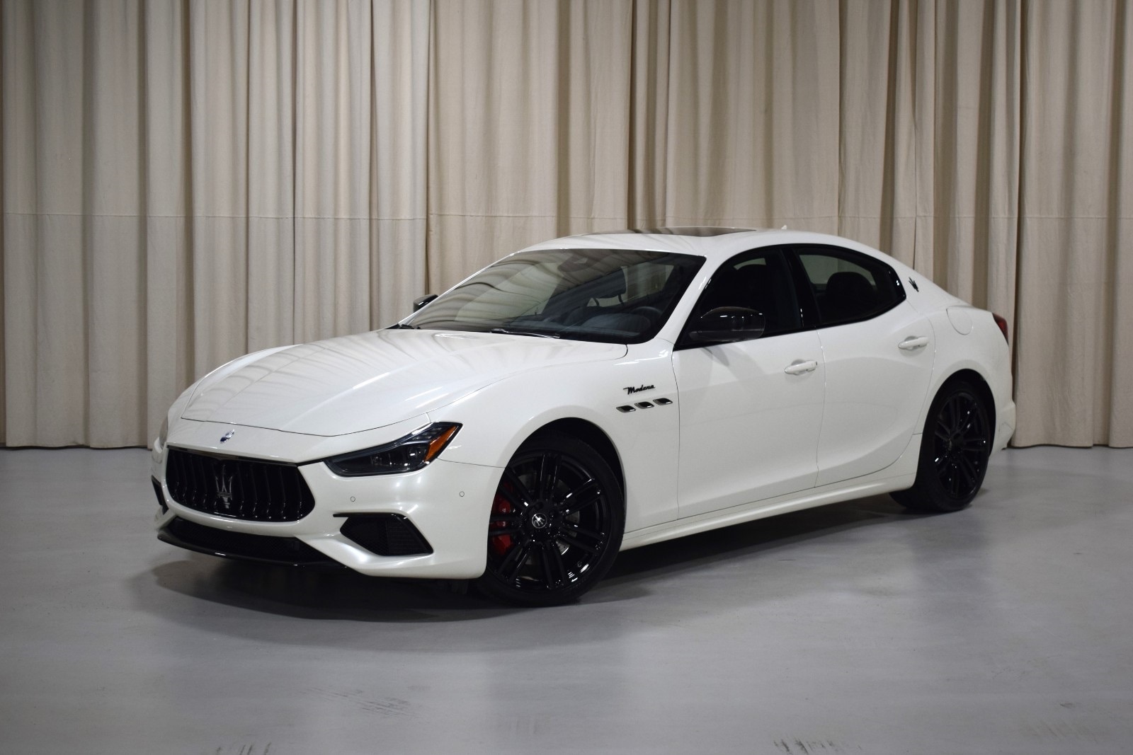 Thumbnail: 2022 Maserati Ghibli - 1