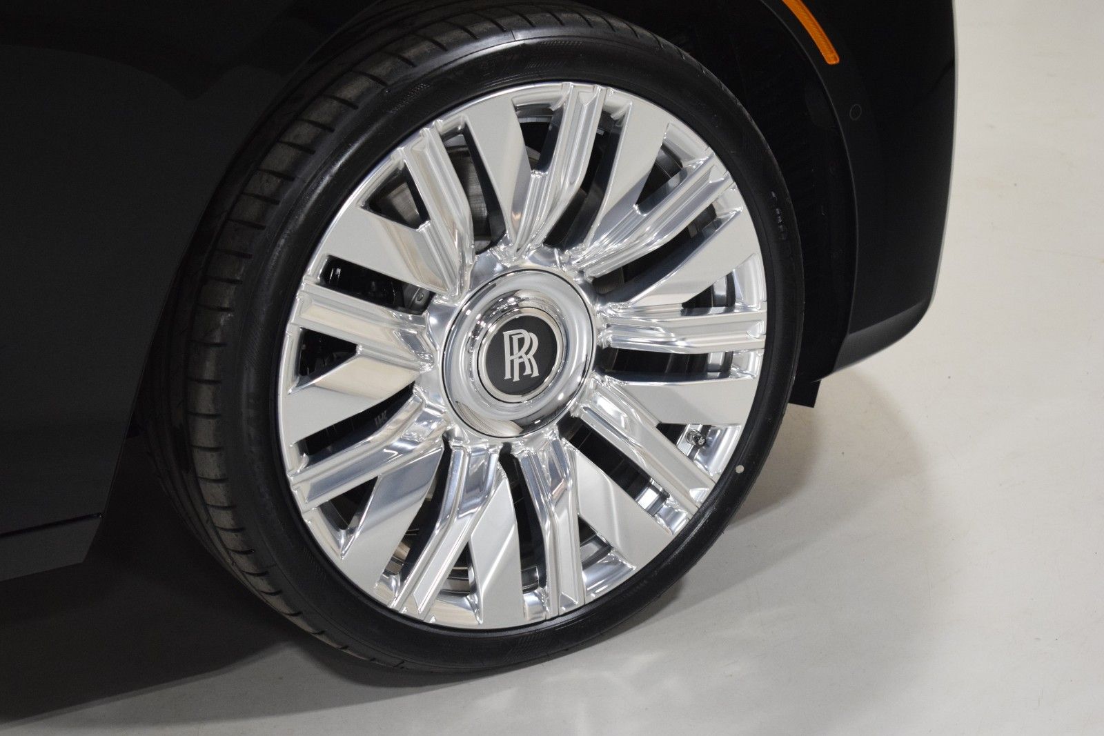 Thumbnail: 2026 Rolls-Royce Ghost - 16