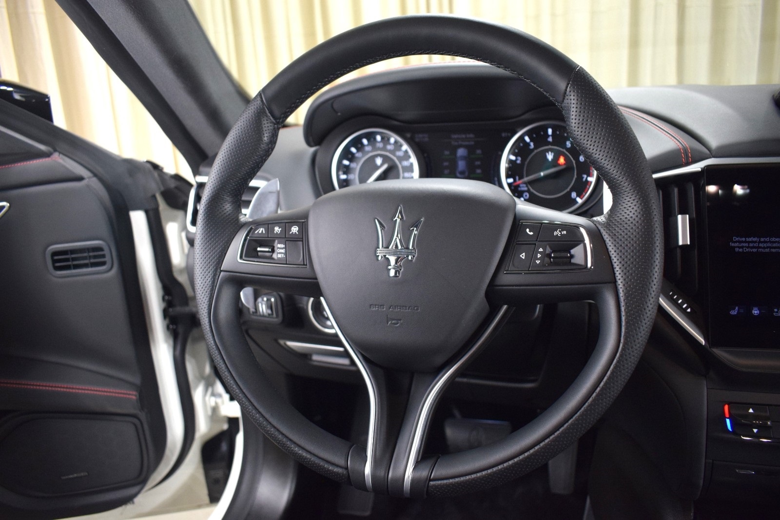 Thumbnail: 2024 Maserati Ghibli - 27