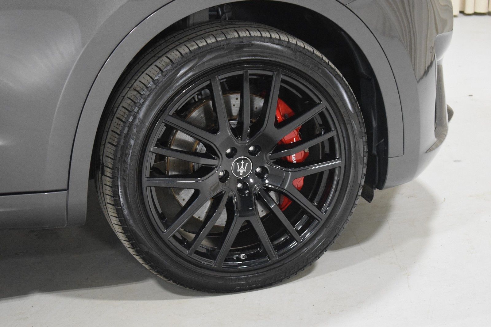 Thumbnail: 2022 Maserati Levante - 17