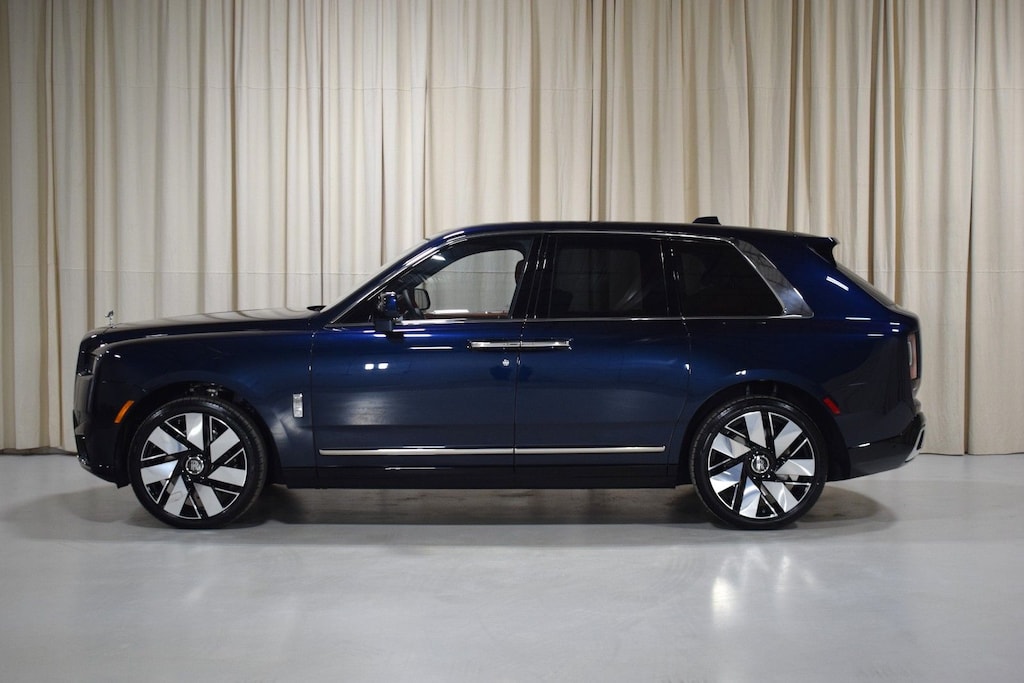 New 2026 Rolls-Royce Cullinan SUV
