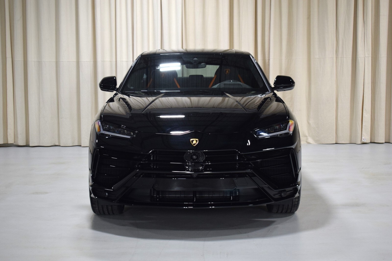 Thumbnail: 2024 Lamborghini Urus - 7