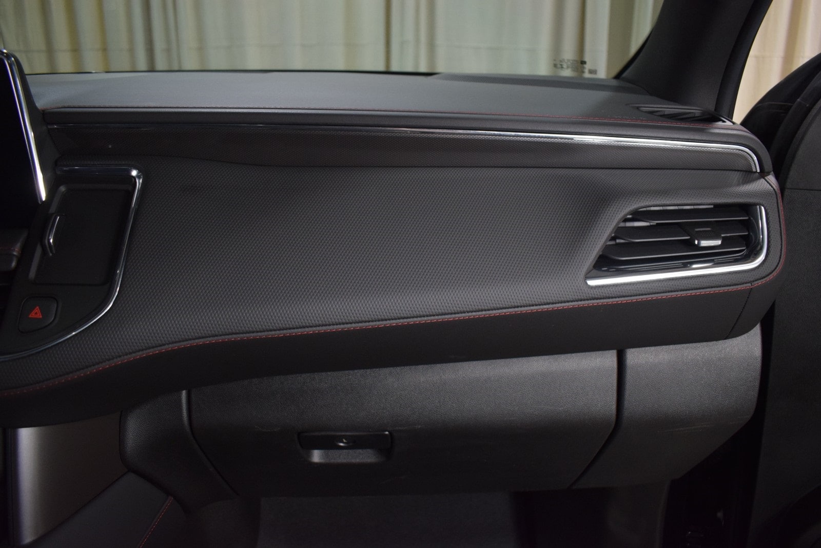 Thumbnail: 2022 Chevrolet Tahoe - 23