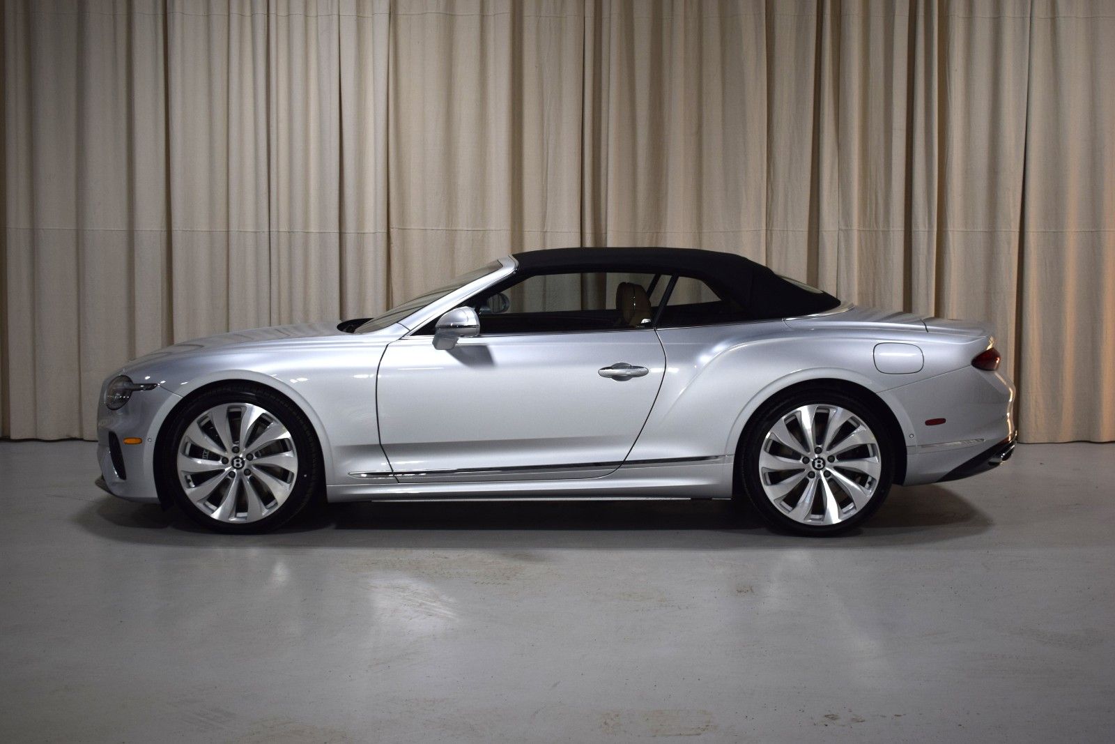 Thumbnail: 2026 Bentley Continental - 16