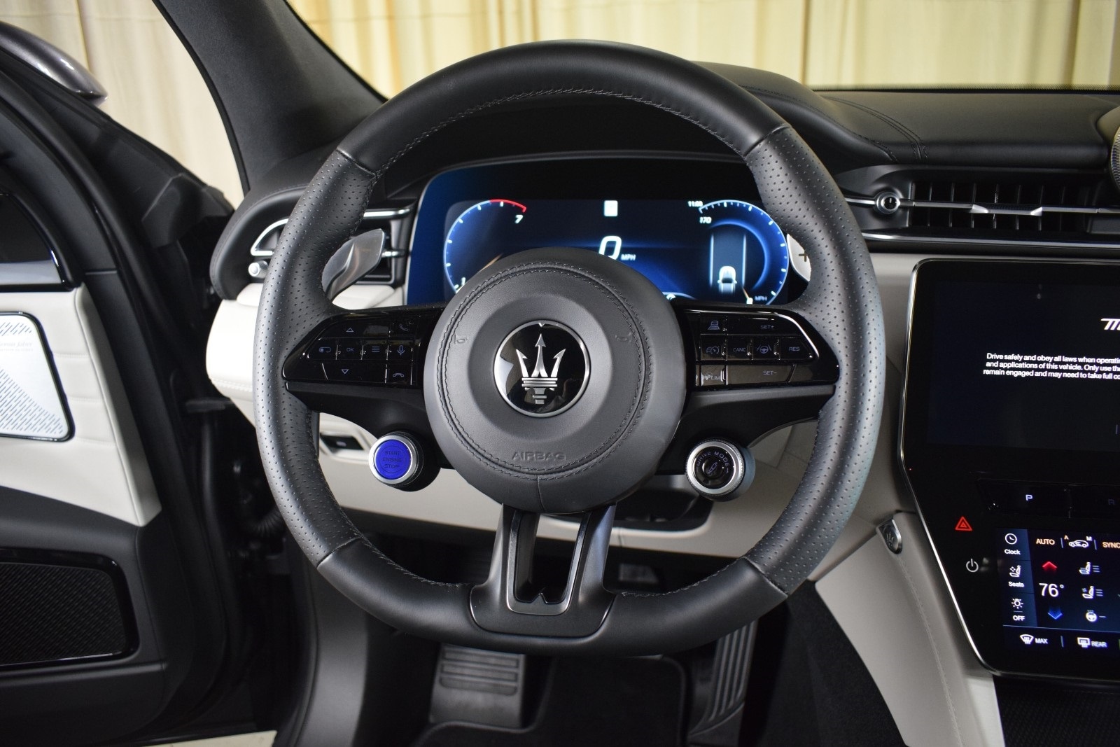 Thumbnail: 2024 Maserati Grecale - 26