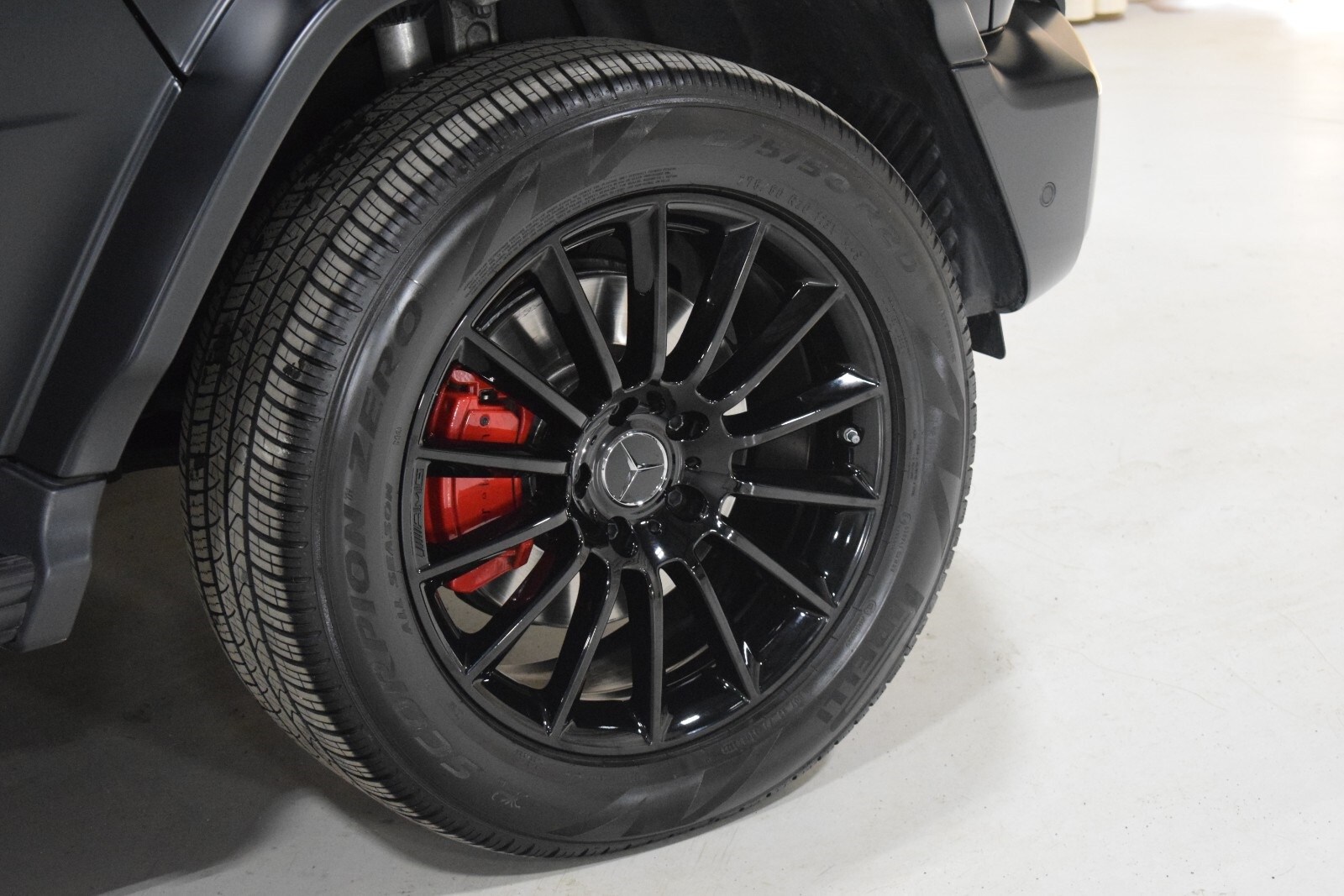 Thumbnail: 2024 Mercedes-Benz G-Class - 16