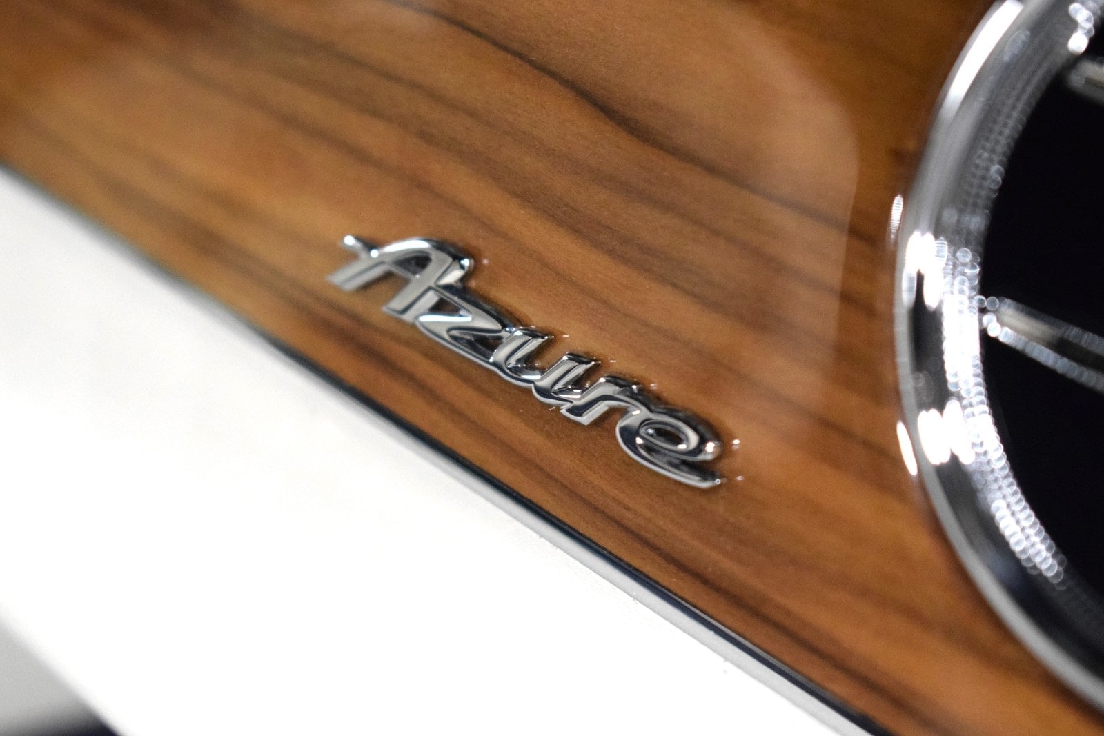 Thumbnail: 2024 Bentley Bentayga - 27