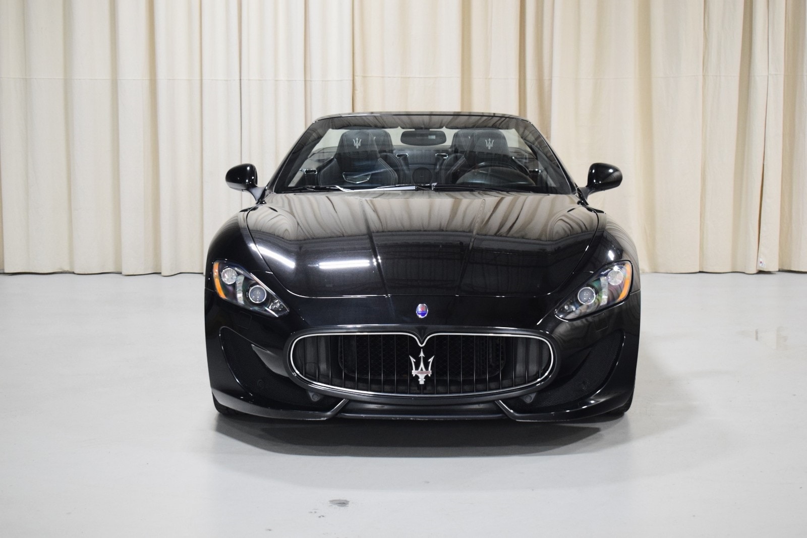 Thumbnail: 2014 Maserati GranTurismo - 8