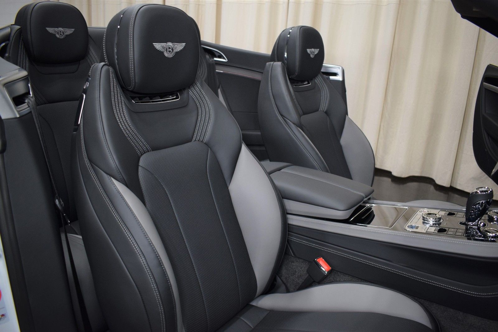 Thumbnail: 2024 Bentley Continental - 26