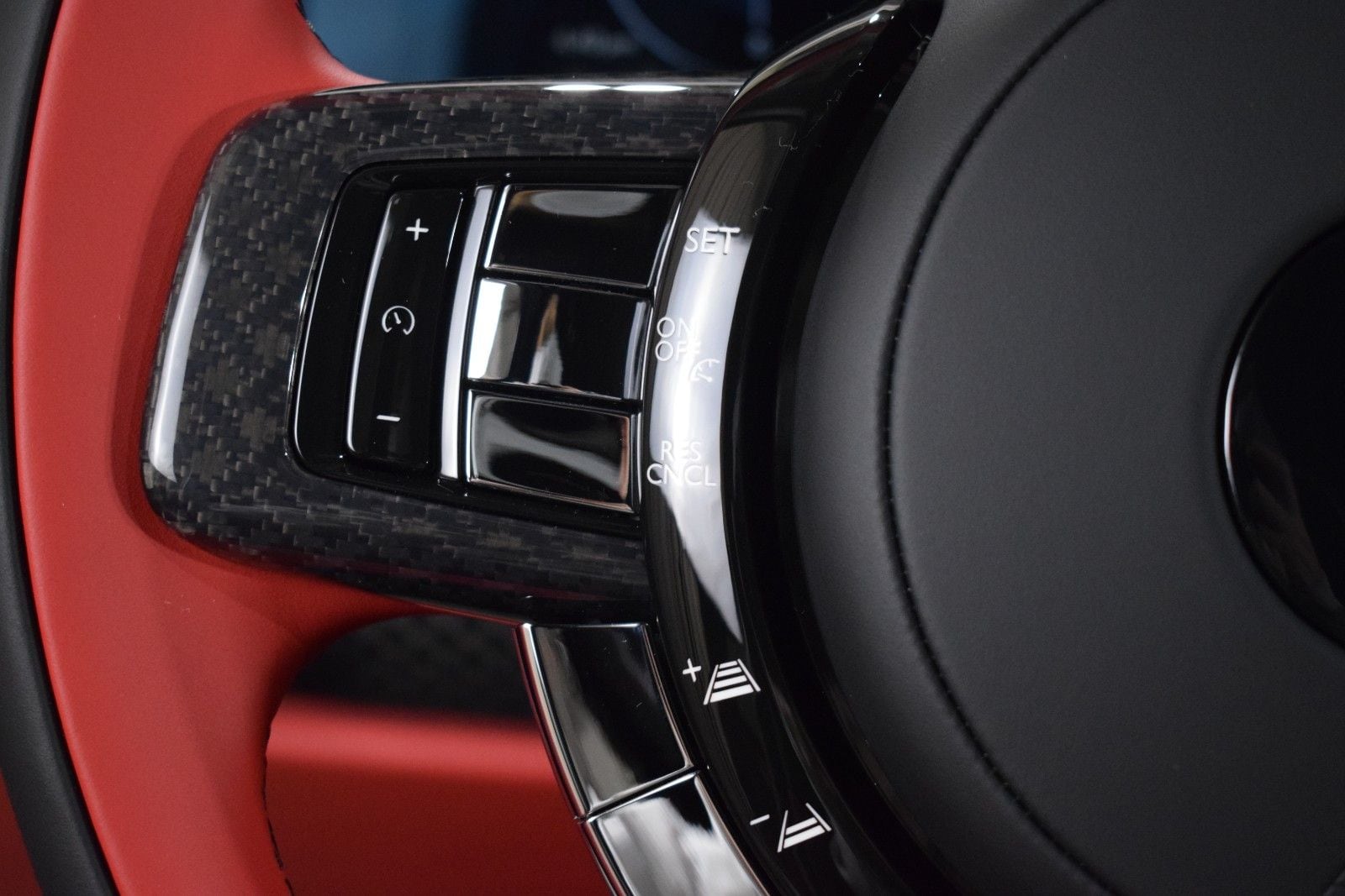 2026 Rolls-Royce Cullinan Black Badge - Photo 28