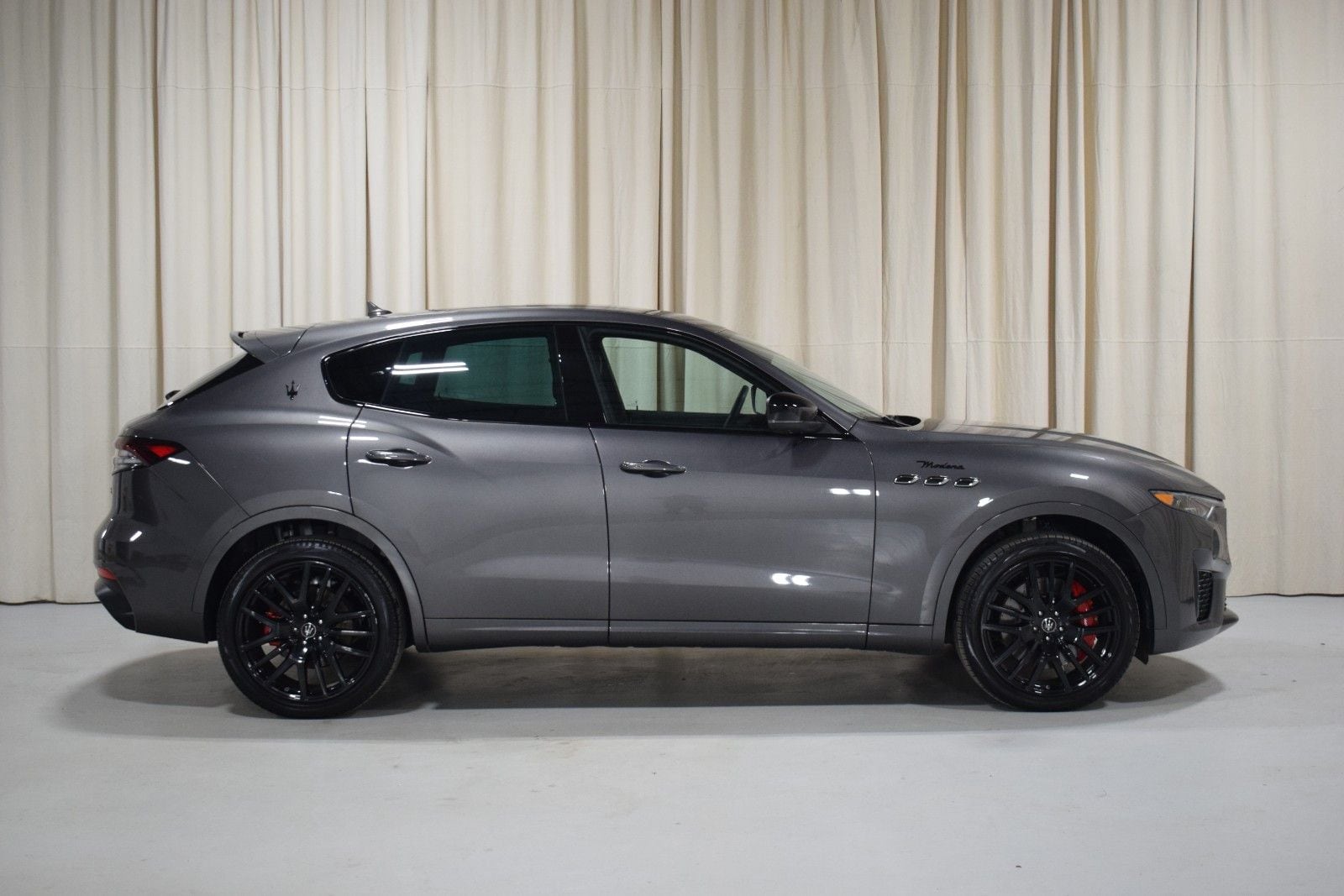 Thumbnail: 2022 Maserati Levante - 15