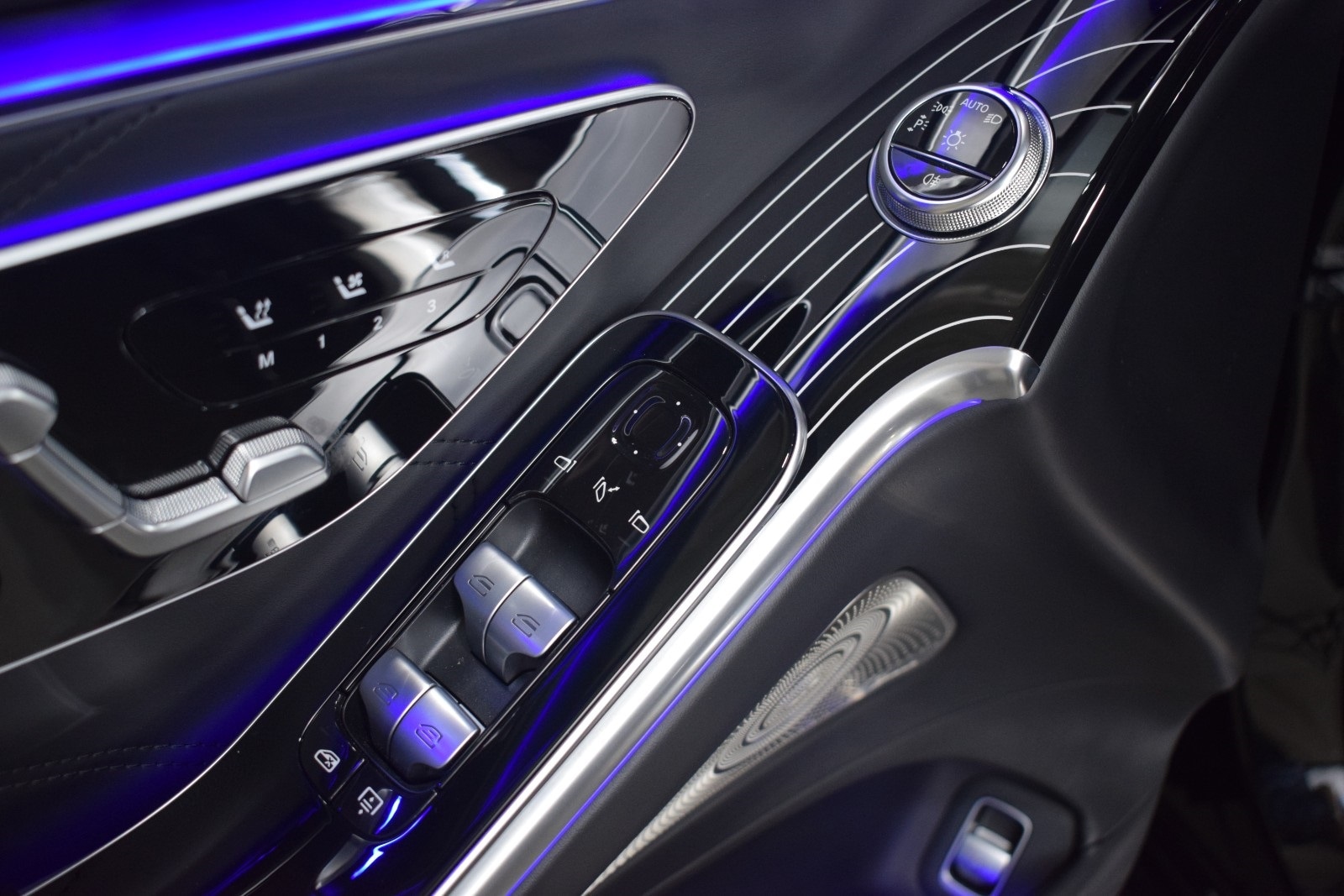 Thumbnail: 2024 Mercedes-Benz S-Class - 40