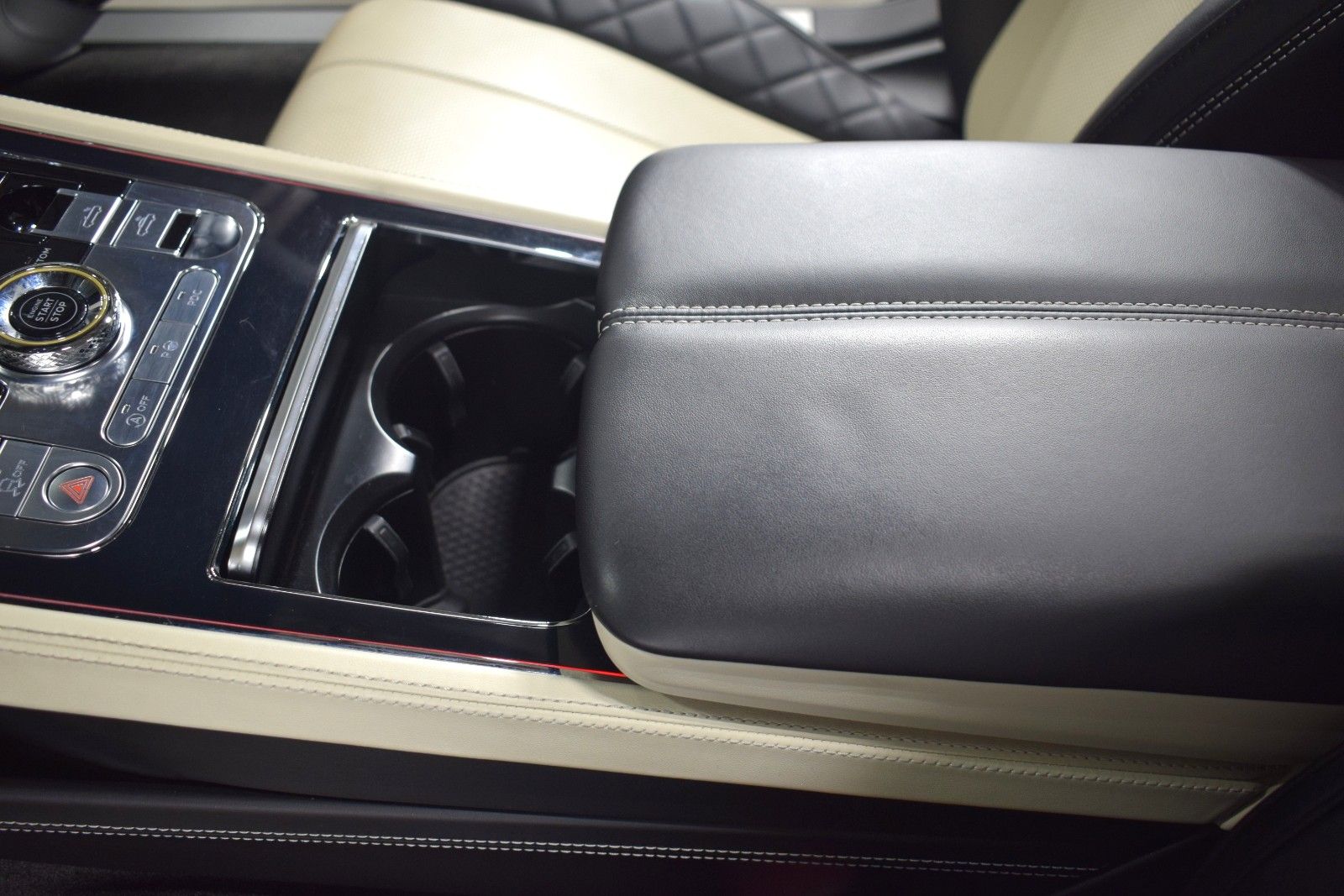 Thumbnail: 2020 Bentley Continental - 33