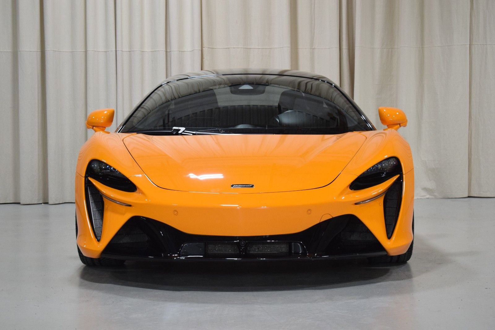 Thumbnail: 2024 Mclaren Artura - 8