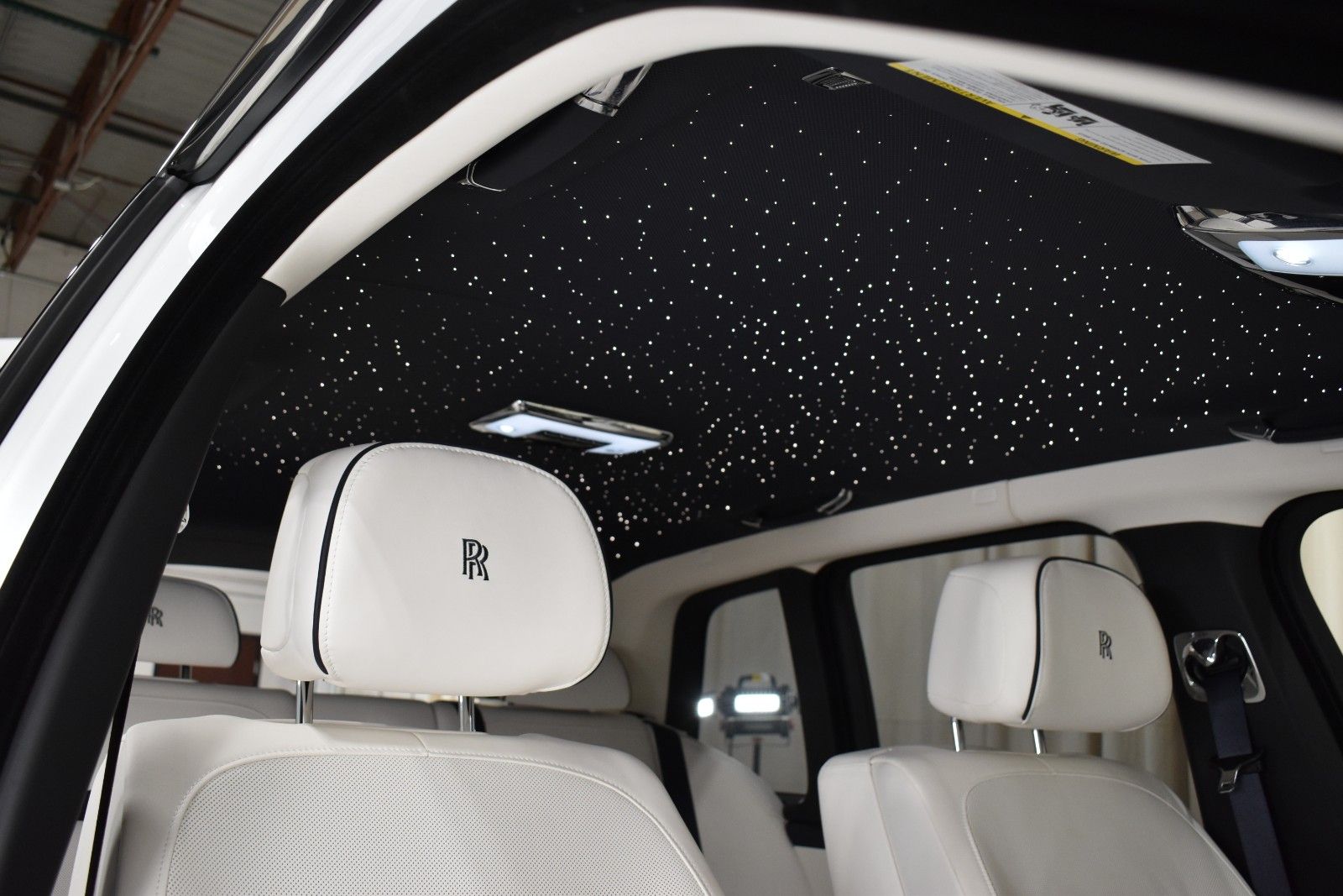 Thumbnail: 2024 Rolls-Royce Cullinan - 26