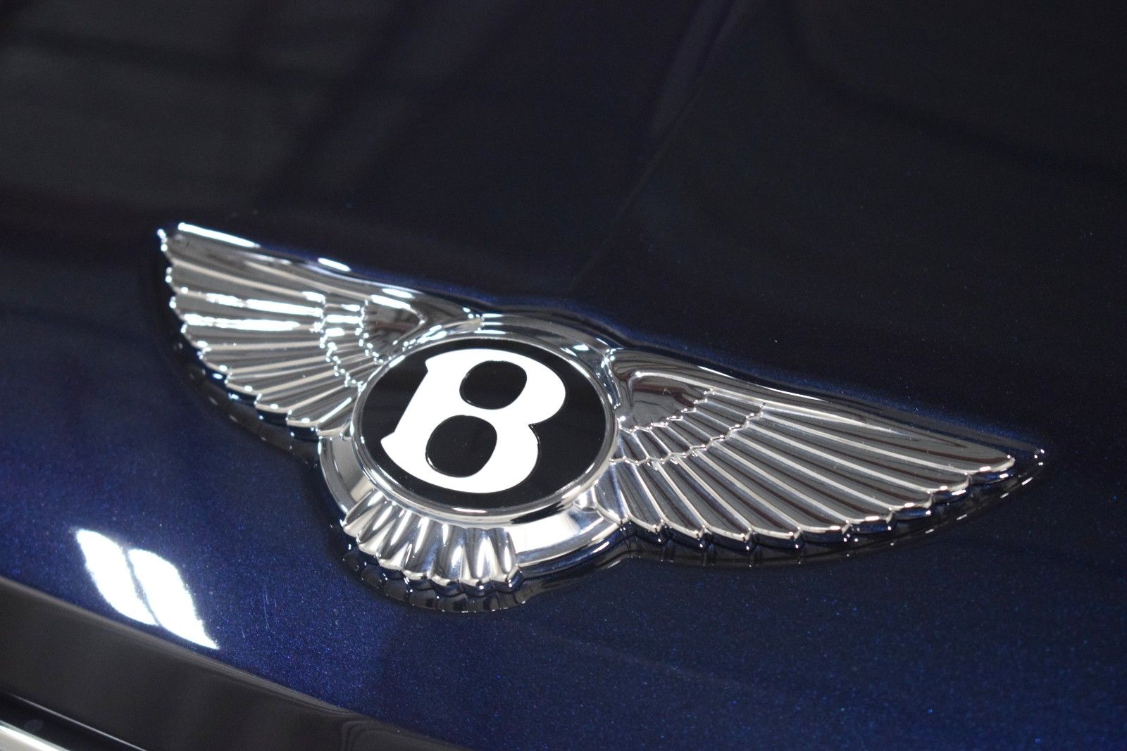 Thumbnail: 2026 Bentley Bentayga - 9