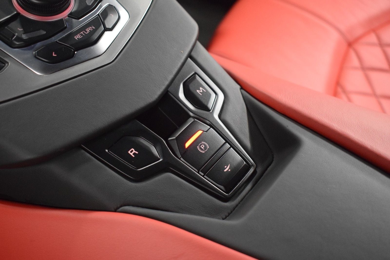Thumbnail: 2016 Lamborghini Aventador - 34