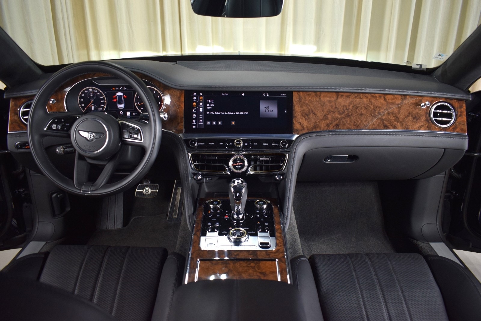 Certified 2023 Bentley Flying Spur Base with VIN SCBBG6ZG8PC007670 for sale in Troy, MI