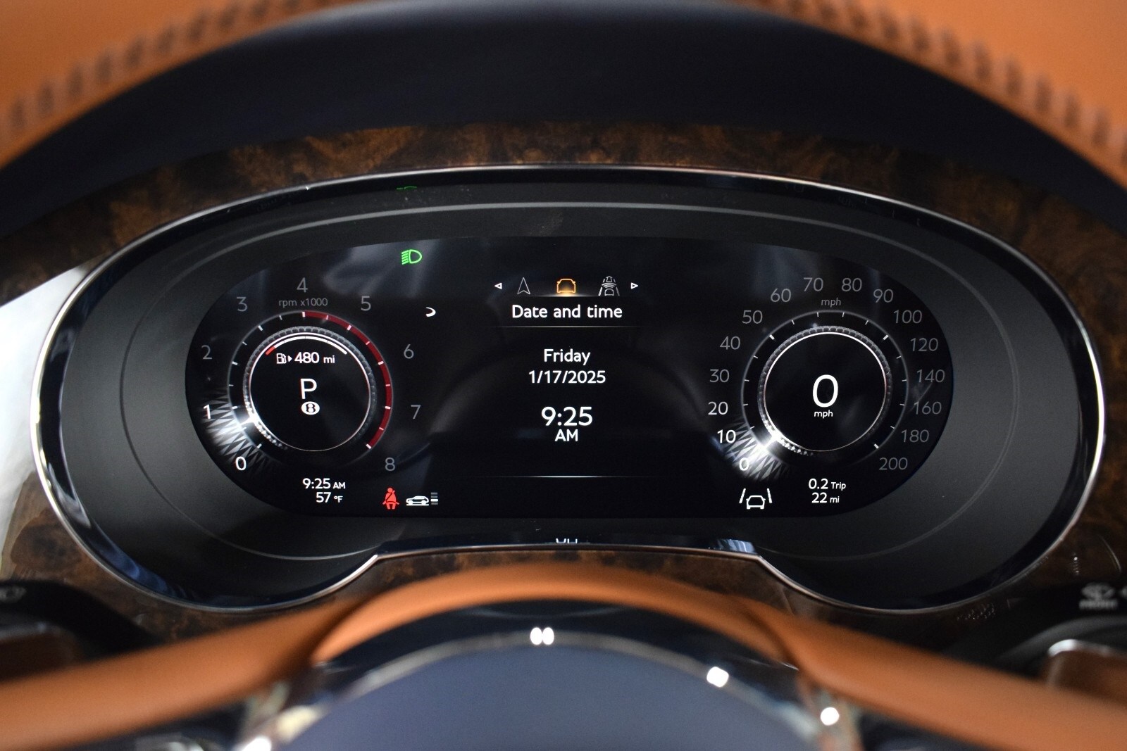 Thumbnail: 2025 Bentley Bentayga - 33