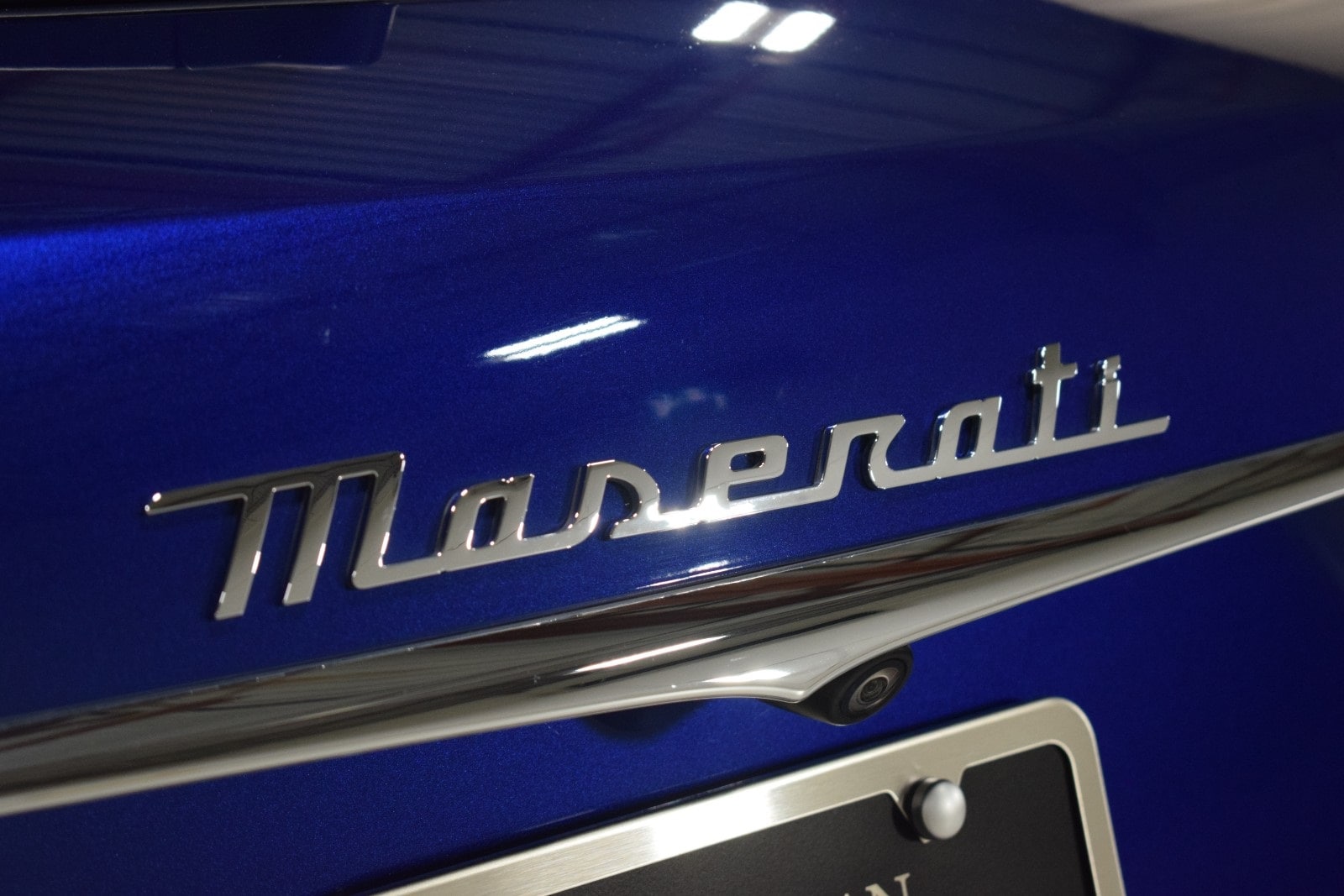Thumbnail: 2022 Maserati Levante - 12