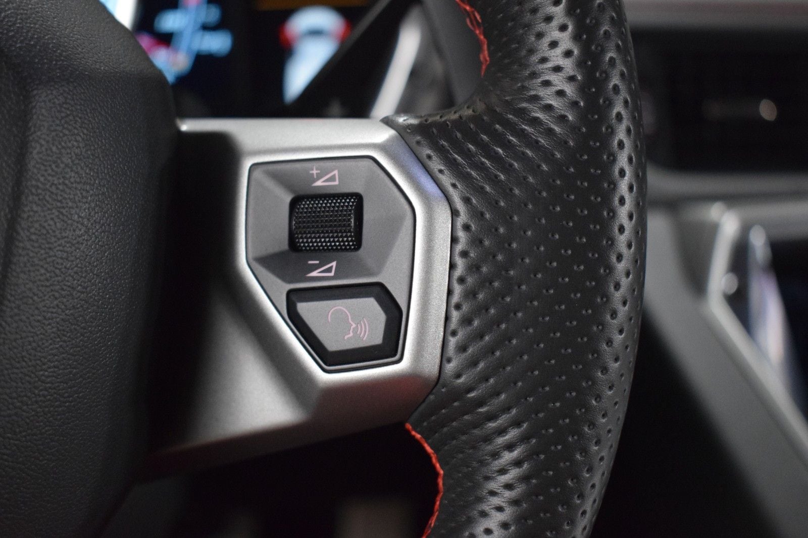 Thumbnail: 2016 Lamborghini Aventador - 27