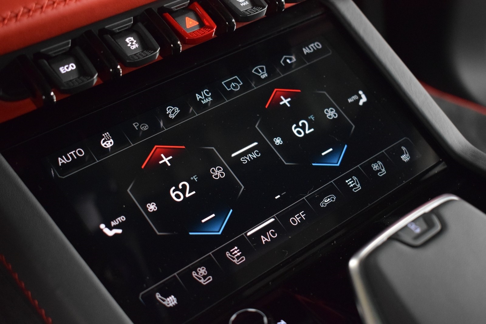 Thumbnail: 2025 Lamborghini Urus - 33