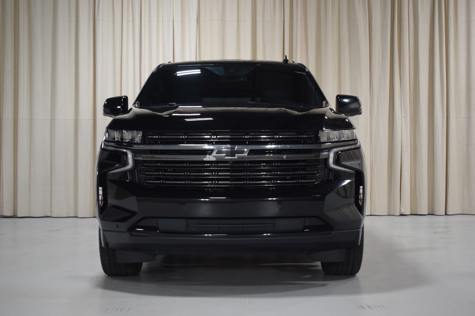 Thumbnail: 2022 Chevrolet Tahoe - 7