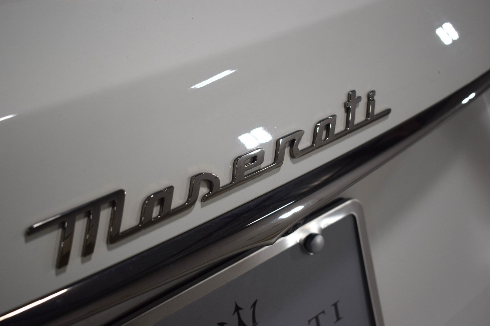 Thumbnail: 2022 Maserati Levante - 11