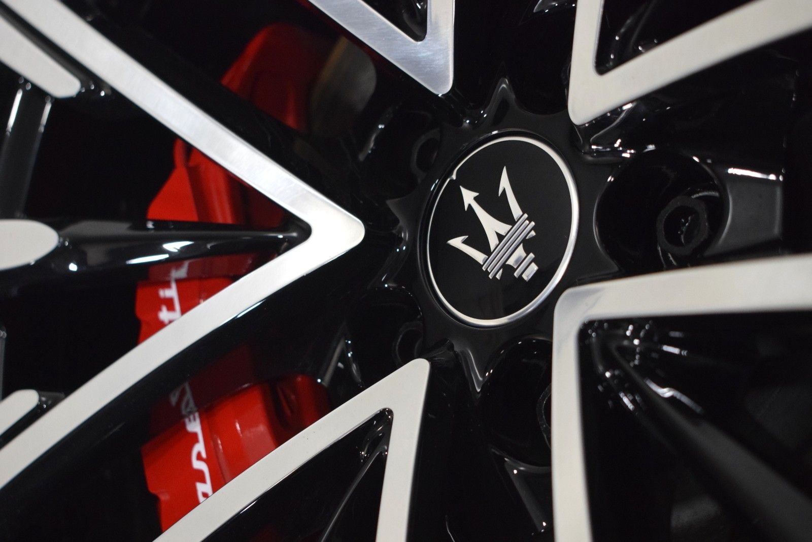 Thumbnail: 2024 Maserati Grecale - 17