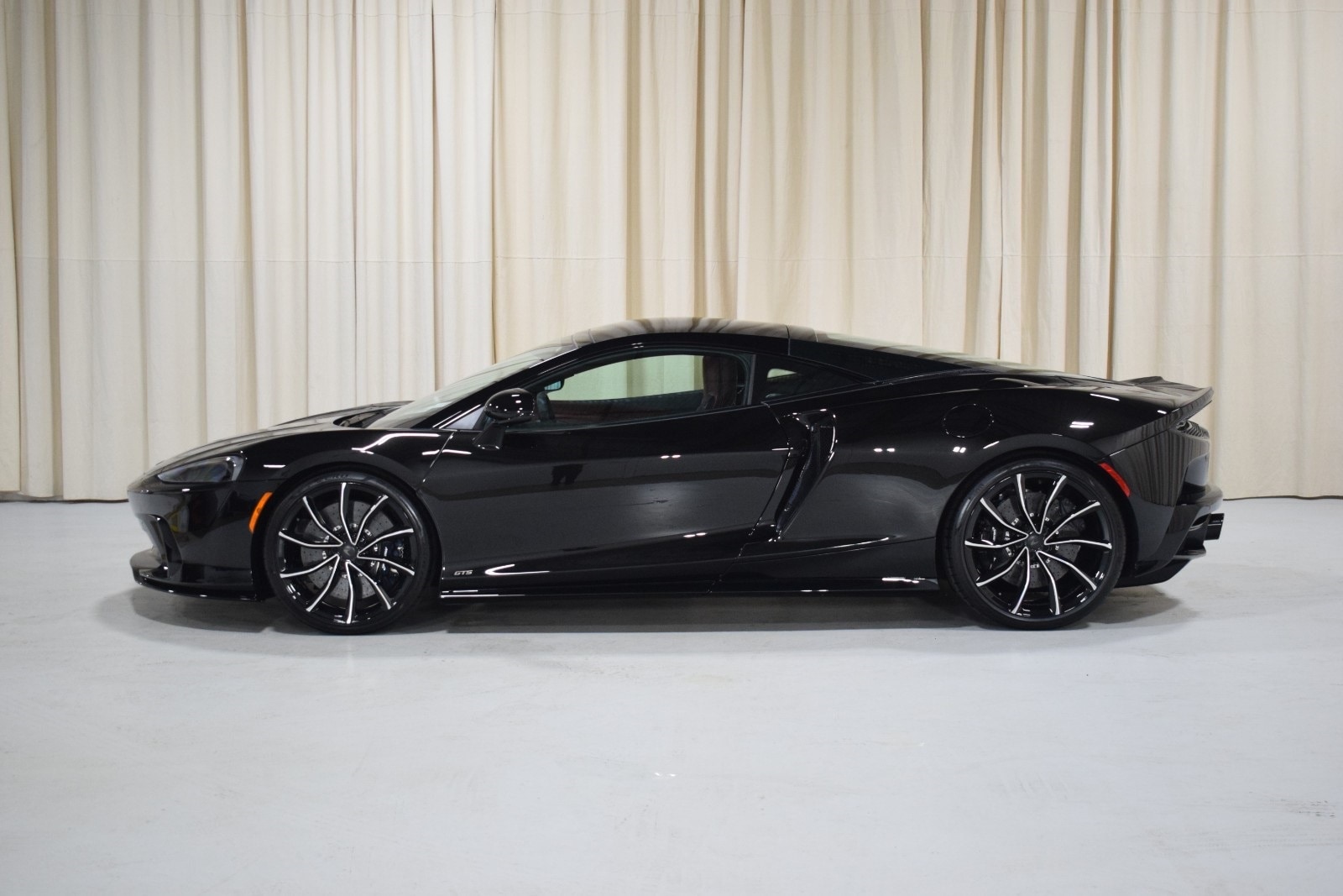 Thumbnail: 2025 Mclaren GTS - 5