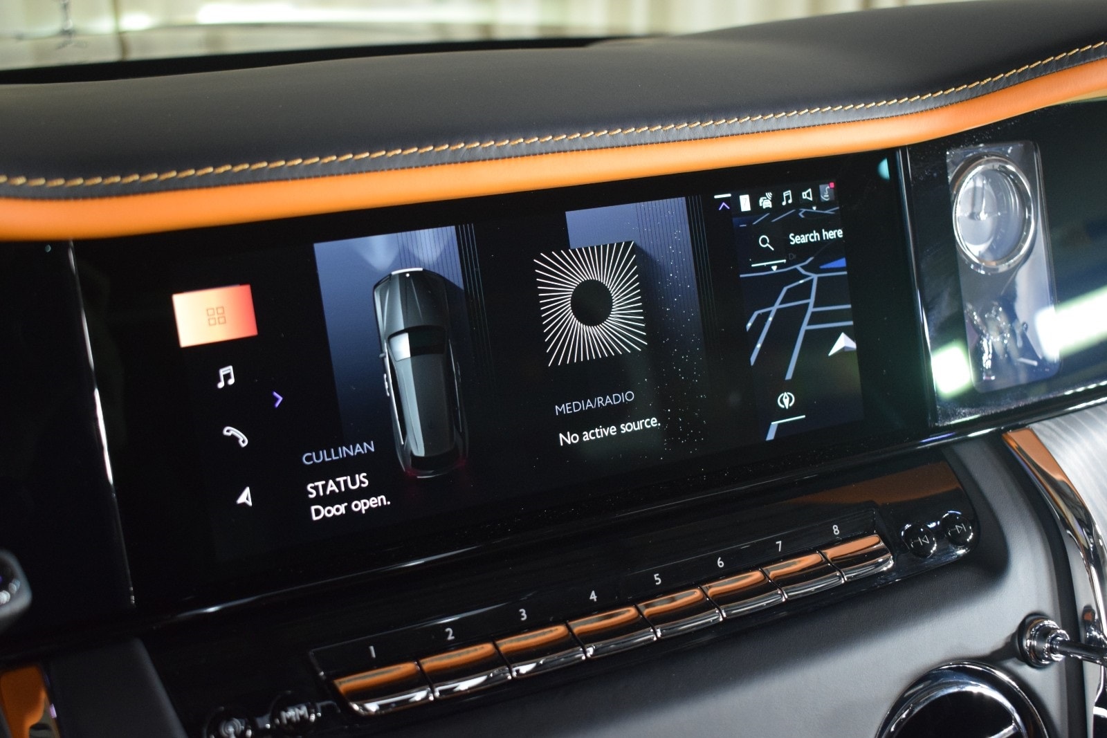 Thumbnail: 2026 Rolls-Royce Cullinan - 34