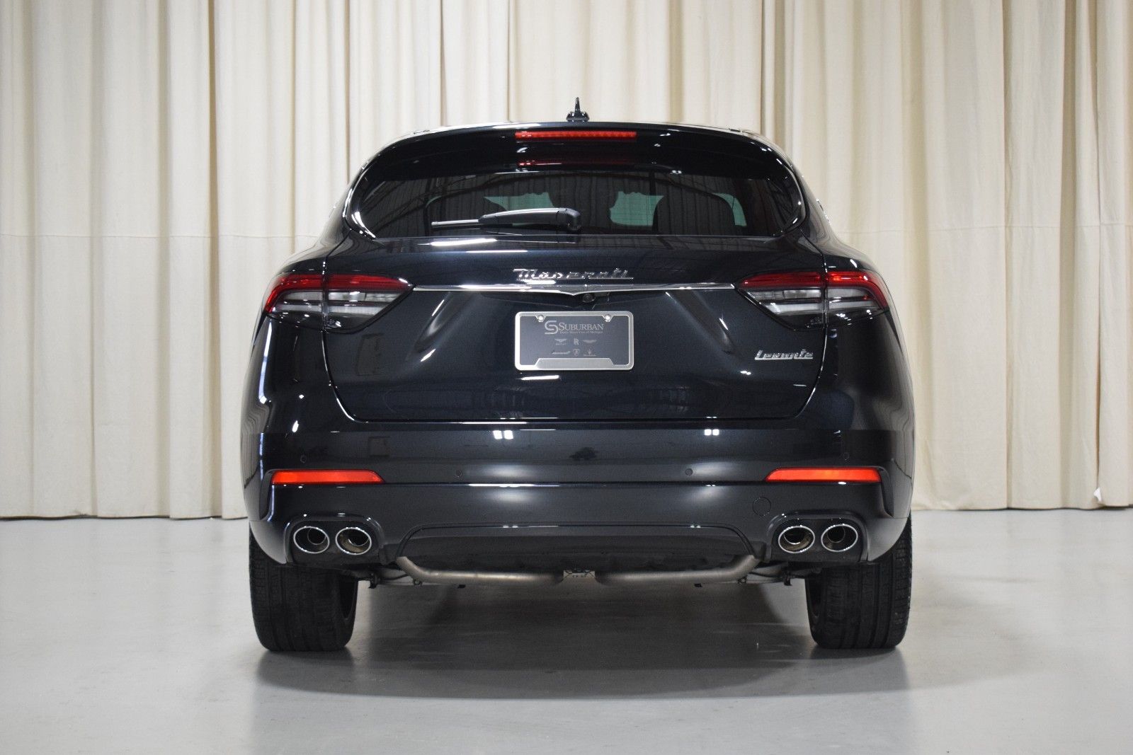 Thumbnail: 2023 Maserati Levante - 14