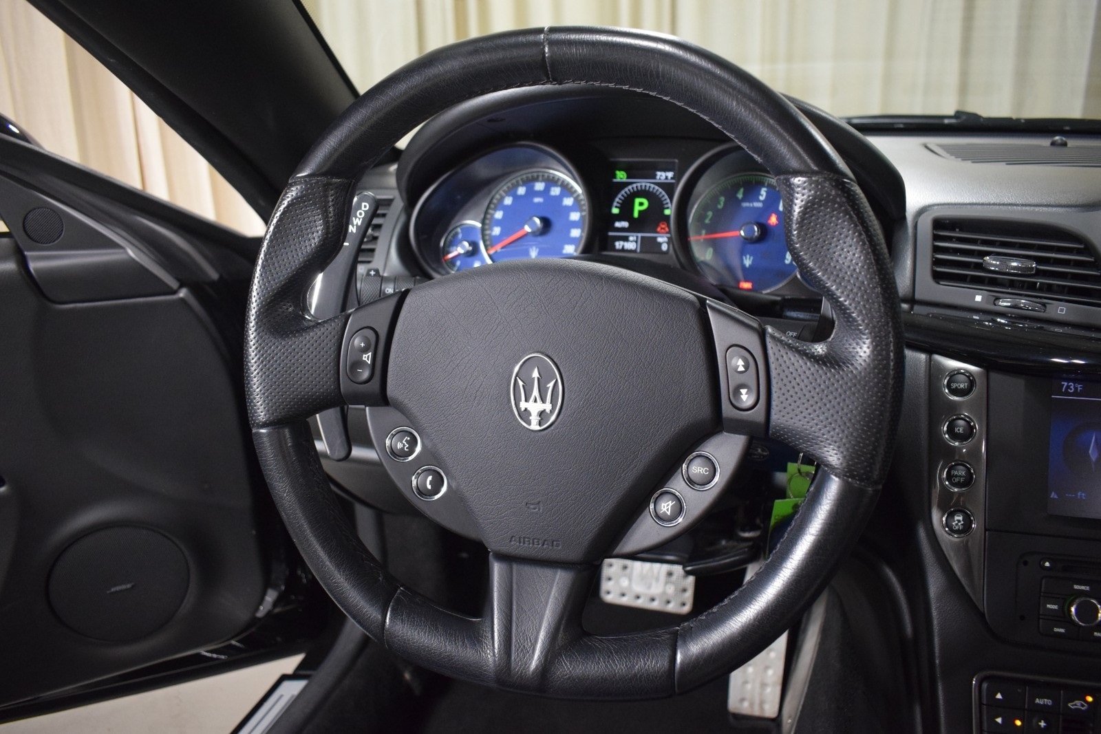 Thumbnail: 2014 Maserati GranTurismo - 25