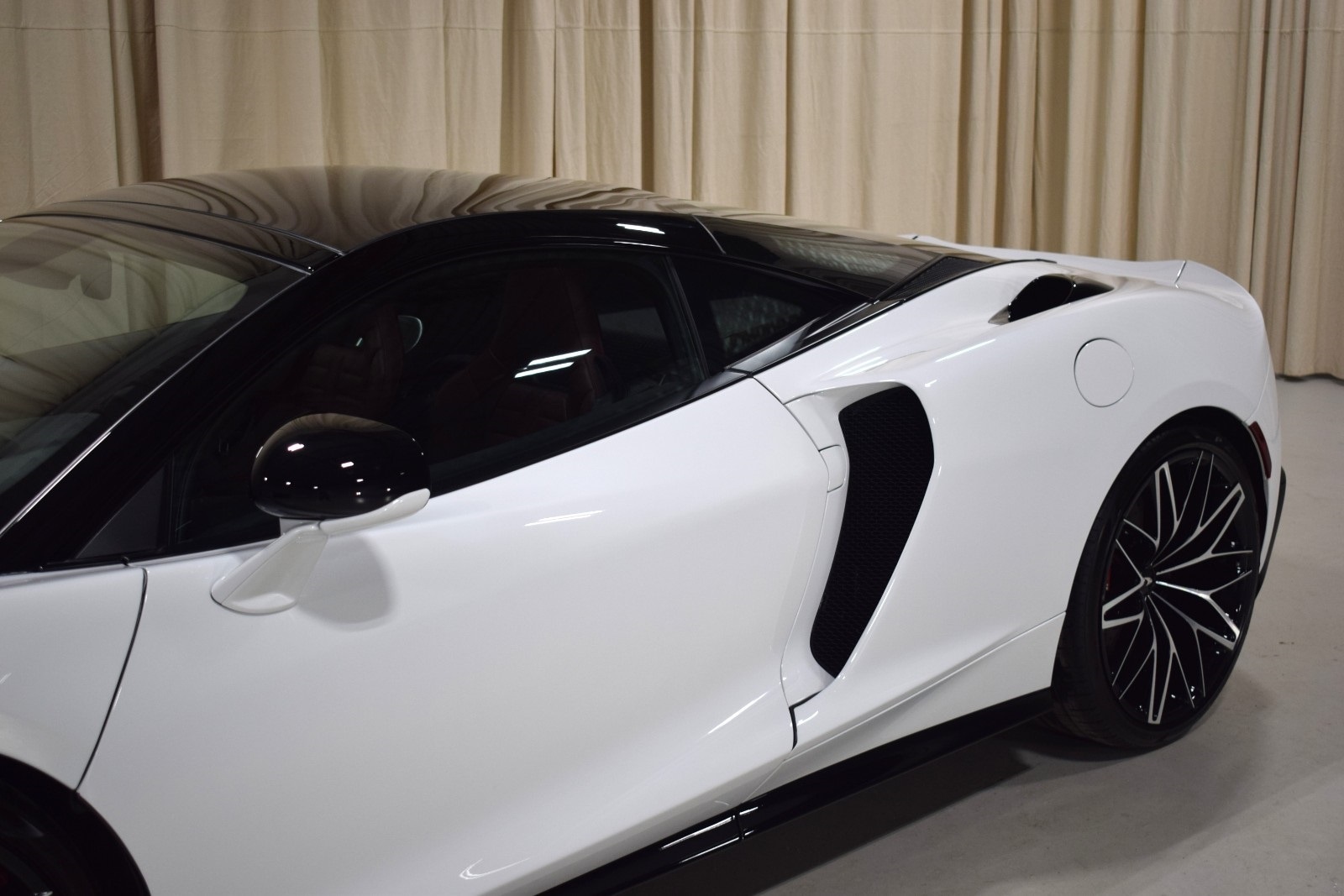 Thumbnail: 2026 Mclaren GTS - 2